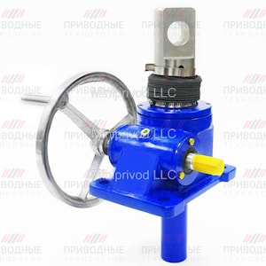 Винтовые домкраты с ручным подъемом DMM150